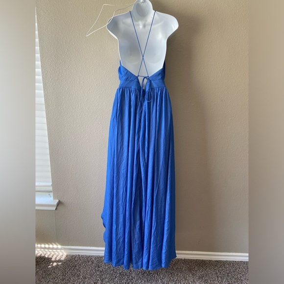 Lulu’s Blue Maxi Dress - Picture 8 of 15